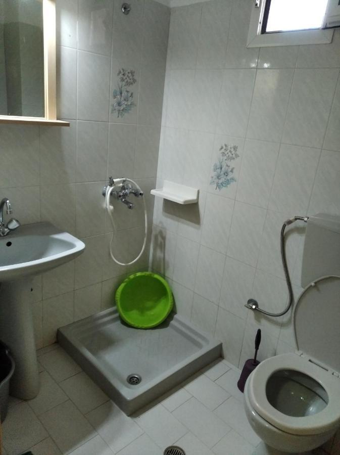 Poseidon Rooms Nea Vrasna Bagian luar foto